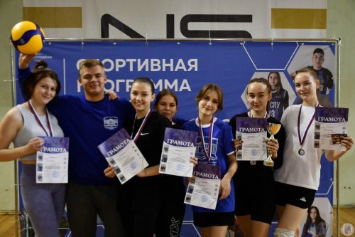 Студенты ФИПО — призёры «Кубка первокурсников ВГСПУ» по женскому волейболу